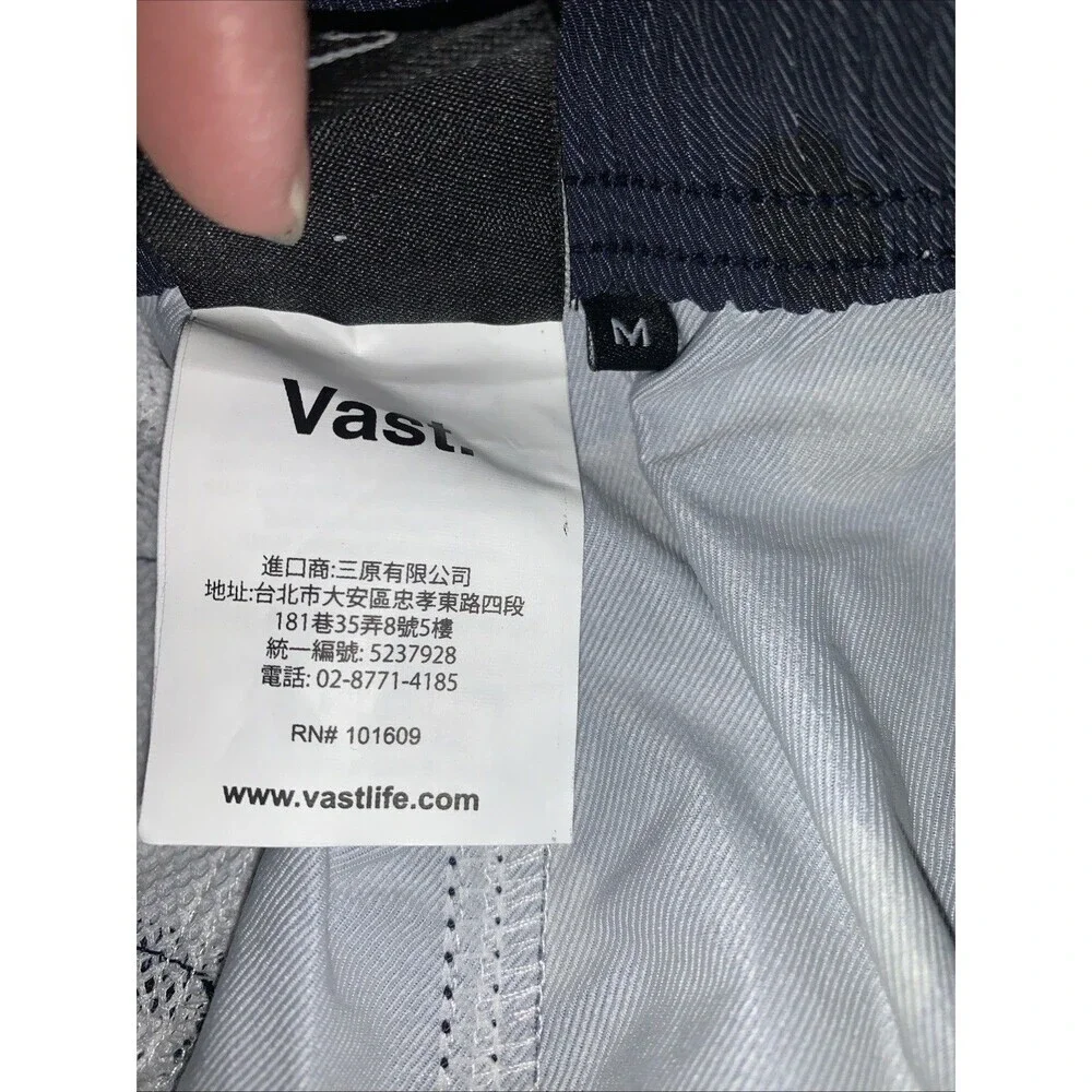 Nwt Vast‎ Men Size Med Navy With Dots Shorts